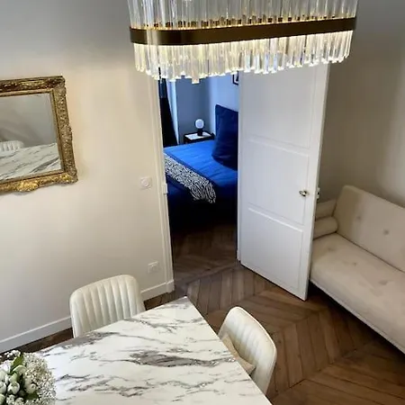 Luxury Family Getaway Parigi