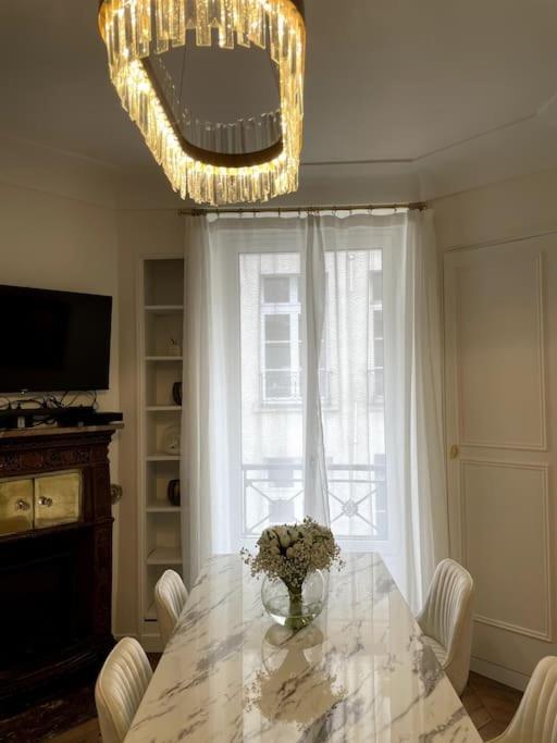 Luxury Family Getaway Appartamento Parigi